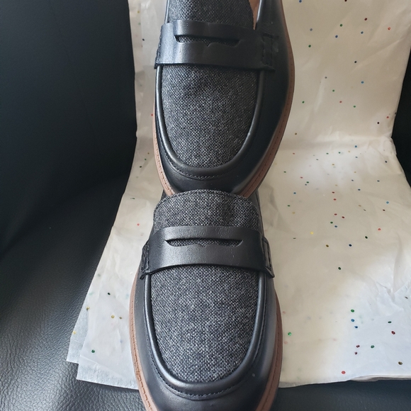 Clarks Women's Raisie Elletta Loafers. - Picture 3 of 12